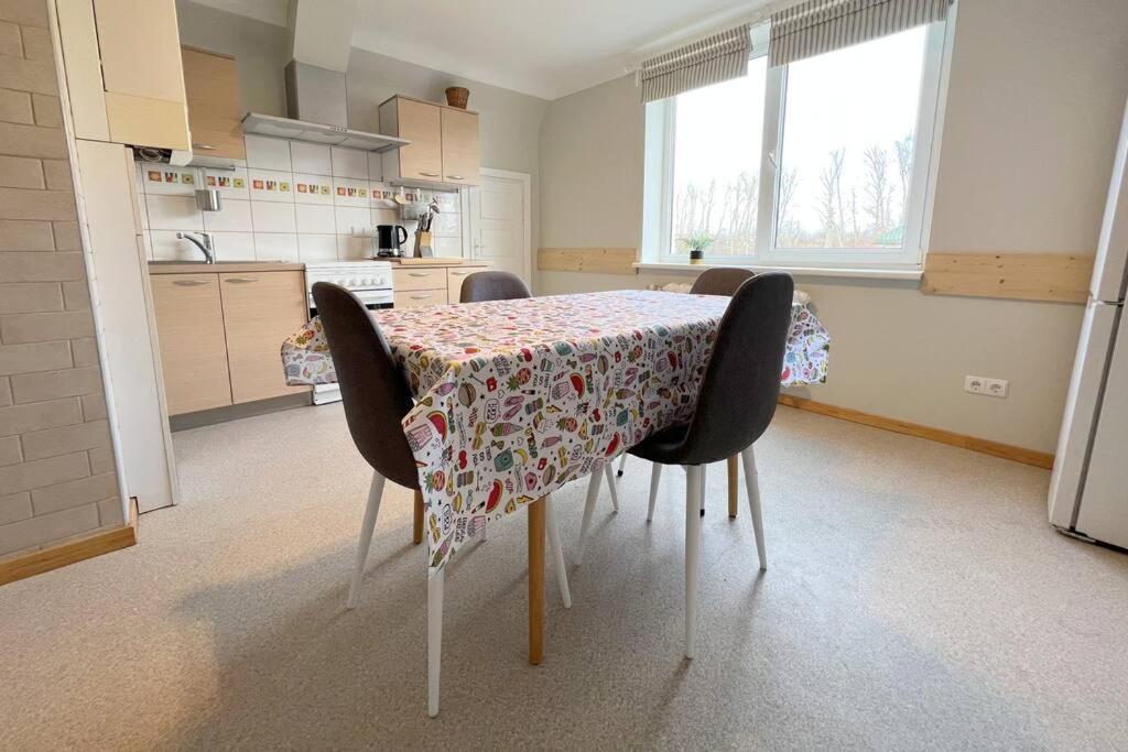 Apartament Kotedzas Nuomai - Retro 70, Siauliai Zewnętrze zdjęcie