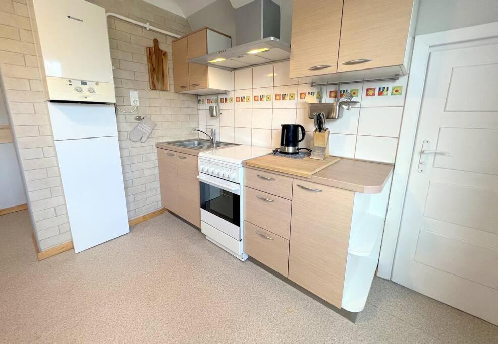 Apartament Kotedzas Nuomai - Retro 70, Siauliai Zewnętrze zdjęcie